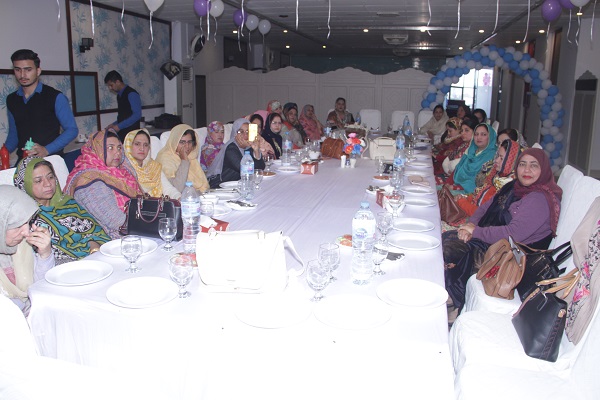 Adieu Party to Section Head Mrs.Farhat Yasmeen